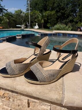 Violet & Red Woven Espadrille Wedge Sandals with Black Trim